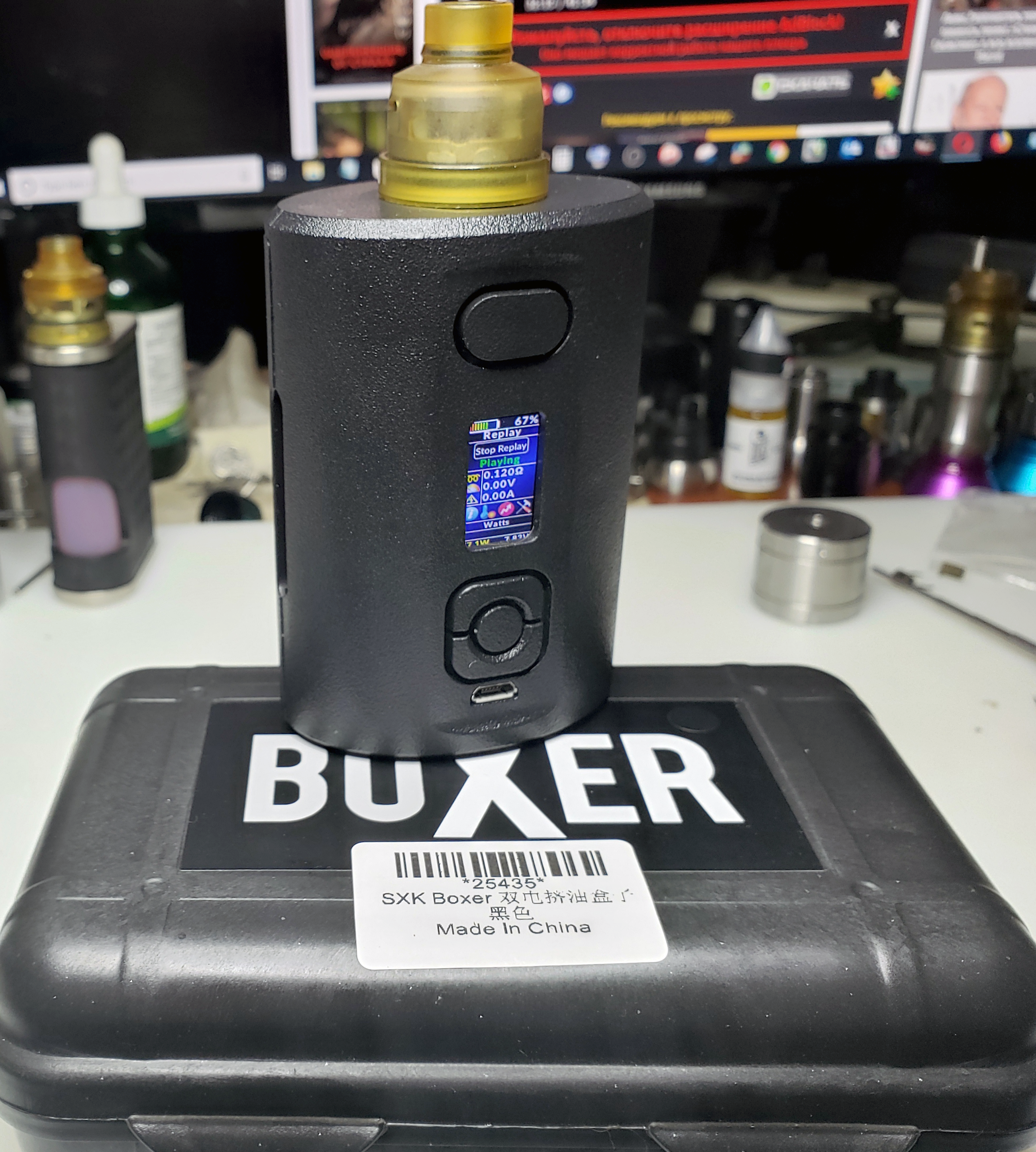 Putting DNA 250 chip into Hugo Vapor Boxer Mod - Installation and